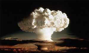 Distruggere gli uragani con le bombe atomiche-300x180