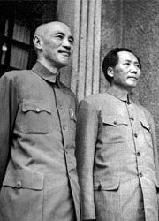 Chiang Kai-shek il nazionalista e Mao Tse-tung il comunista-180x250