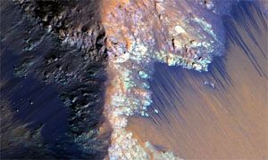 Acqua liquida trovata su Marte-300x180