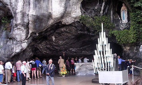 grotta-lourde