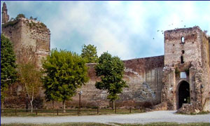Castel d’Ario-300x180