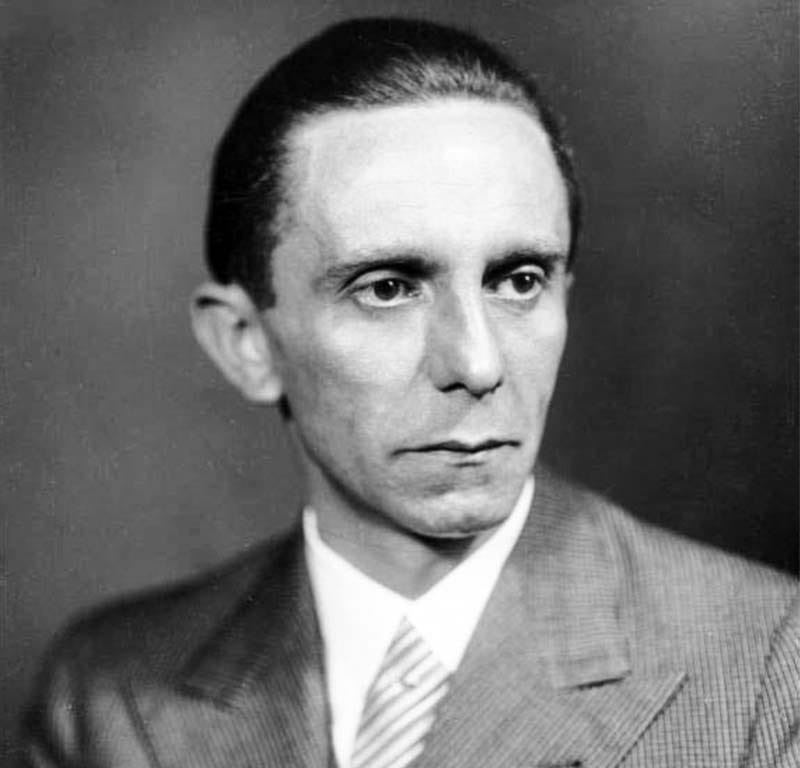 Paul Joseph Goebbels-1-800x400
