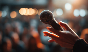 parlare in pubblico-titolo3-300x180